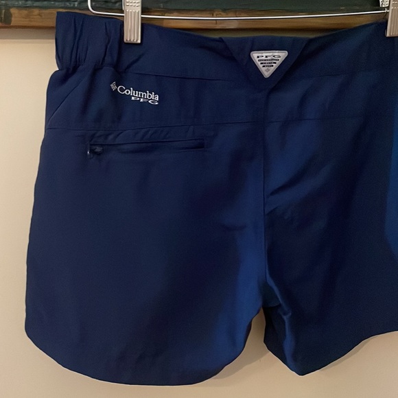 Columbia Navy Blue PFG Omni-Shade Nylon Shorts Size Large - Picture 12 of 16